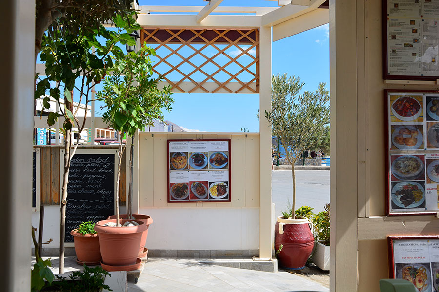 Taverna harakas / PhotoSilvana Matozza, Guido Bonacci